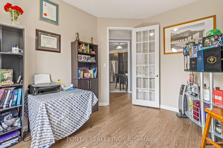 Photo 21 at 25 FRANCIS LUNDY Street, Fletcher's West, Brampton