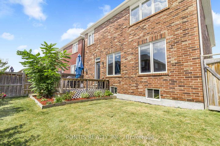 Photo 40 at 25 FRANCIS LUNDY Street, Fletcher's West, Brampton