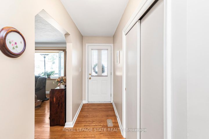 Photo 4 at 321 East 15th Street, Hill Park, Hamilton