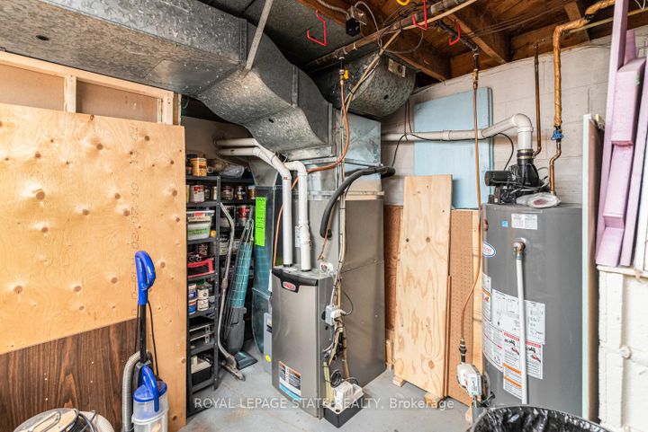 Photo 23 at 321 East 15th Street, Hill Park, Hamilton