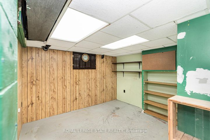 Photo 24 at 321 East 15th Street, Hill Park, Hamilton