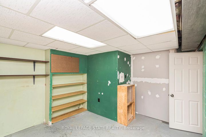 Photo 25 at 321 East 15th Street, Hill Park, Hamilton
