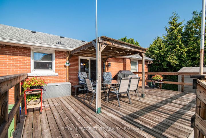 Photo 31 at 321 East 15th Street, Hill Park, Hamilton