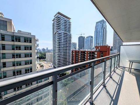 Photo 15 at 1409 - 89 Dunfield Avenue, Mount Pleasant West, Toronto