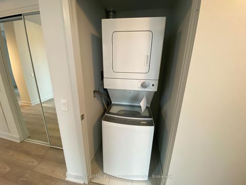 Photo 31 at 507 - 2920 Highway 7 Road, Concord, Vaughan