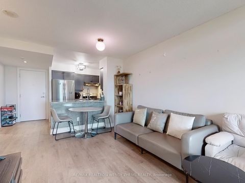 Photo 7 at 910 - 15 Greenview Avenue, Newtonbrook West, Toronto