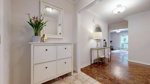 Photo 1 at 15 Springhead Gardens, North Richvale, Richmond Hill
