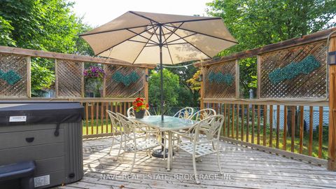 Photo 27 at 15 Springhead Gardens, North Richvale, Richmond Hill