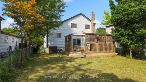 Photo 29 at 15 Springhead Gardens, North Richvale, Richmond Hill