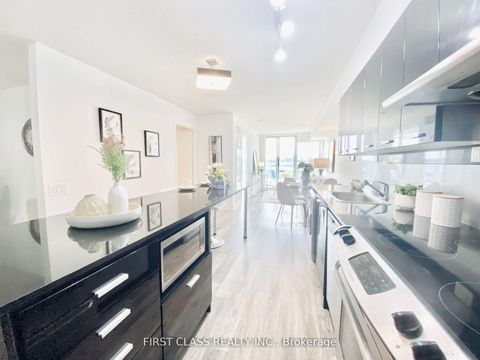 Photo 4 at 201B - 19 Singer Court, Bayview Village, Toronto