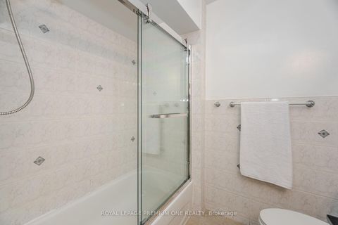 Photo 42 at 16 Reiber Crescent S, Steeles, Toronto