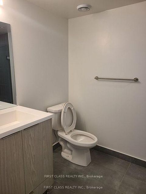 Photo 8 at 1810 - 60 Shuter Street, Yonge Corridor, Toronto Photo 8 at 1810 - 60 Shuter Street, Yonge Corridor, Toronto