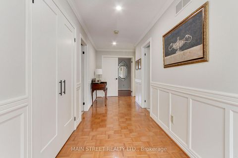 Photo 17 at 2 Bombay Court, Oak Ridges, Richmond Hill