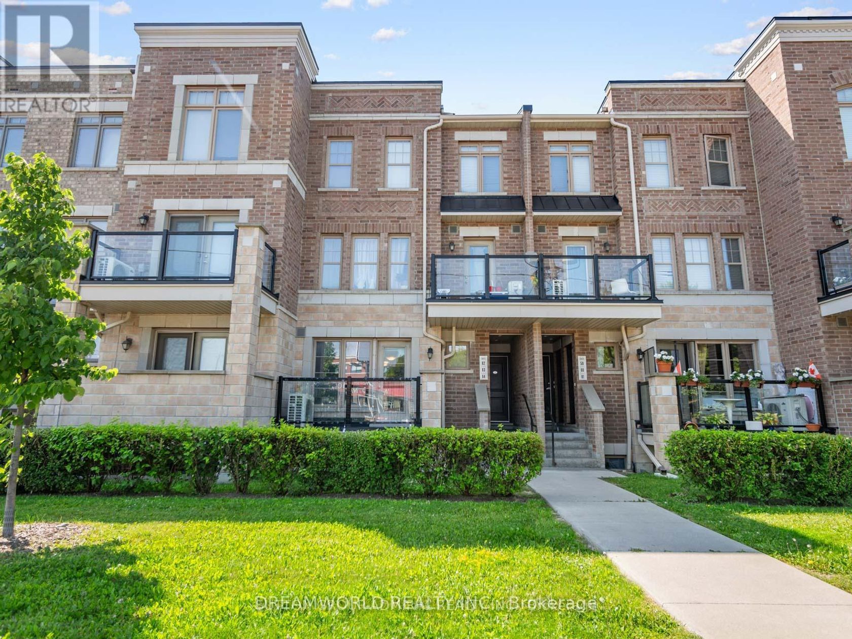 64 - 2315 Sheppard Avenue W, Pelmo Park W5, Toronto 