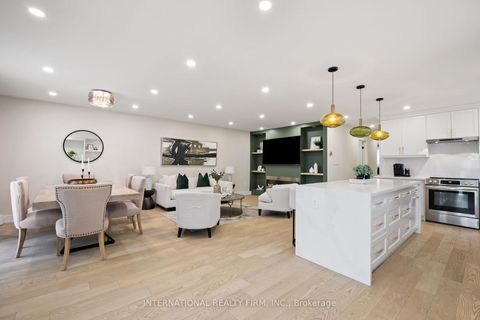 Photo 5 at 7 Boyne Highlands Court, Glen Shields, Vaughan