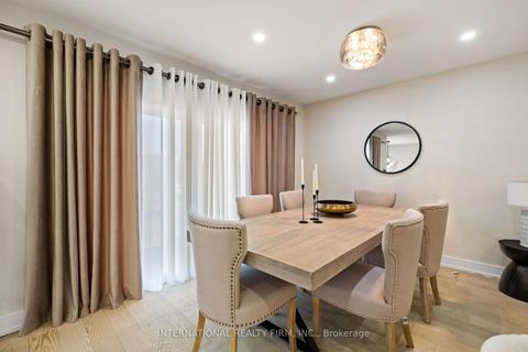 Photo 8 at 7 Boyne Highlands Court, Glen Shields, Vaughan