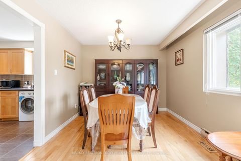 Photo 10 at 25 Silas Hill Drive, Don Valley Village, Toronto