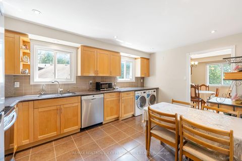 Photo 12 at 25 Silas Hill Drive, Don Valley Village, Toronto
