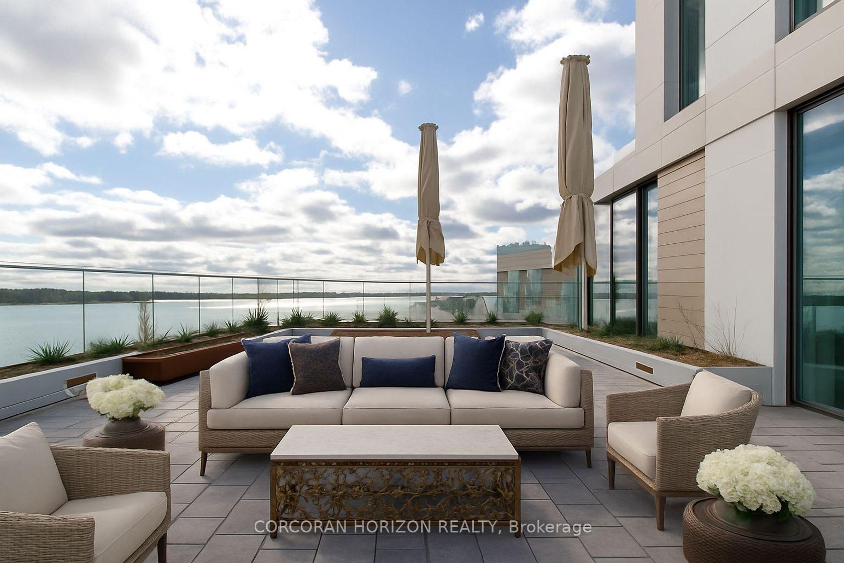 912 - 118 Merchants' Wharf, Waterfront Communities C8, Toronto 