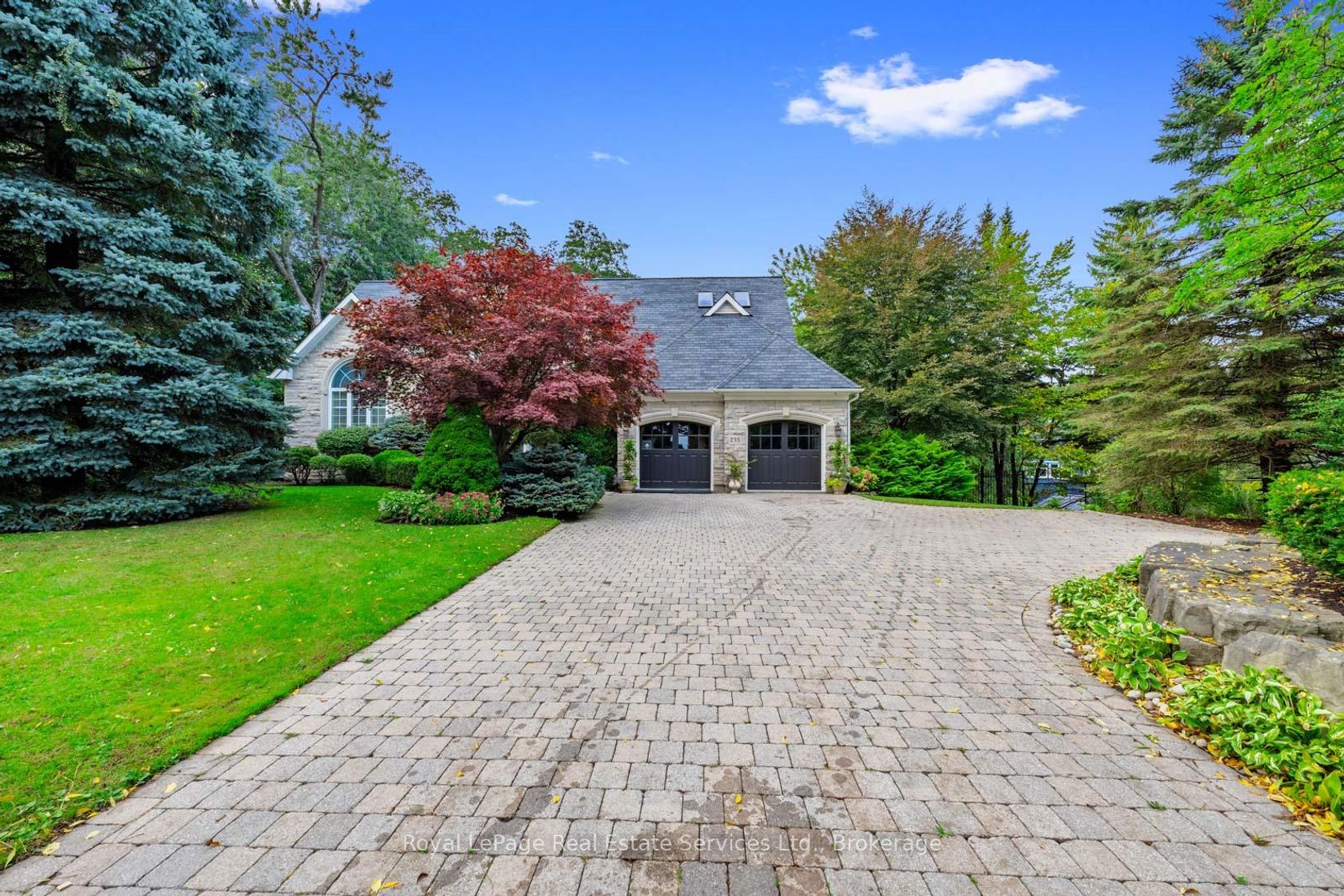 235 LAKEWOOD Drive, CO Central, Oakville 
