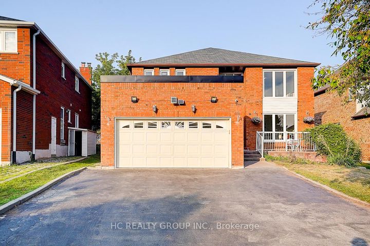 Photo 2 at 19 Delancey Crescent, Markville, Markham