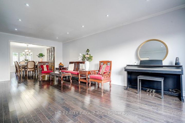 Photo 7 at 19 Delancey Crescent, Markville, Markham
