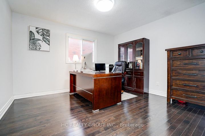 Photo 9 at 19 Delancey Crescent, Markville, Markham