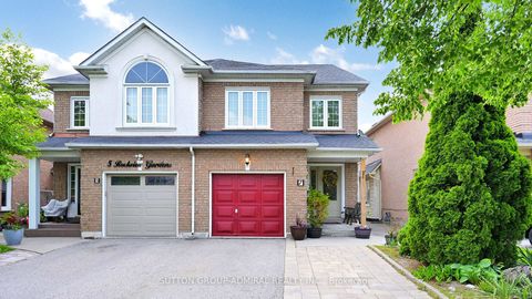 Photo 0 at 7 Rockview Gardens, Concord, Vaughan
