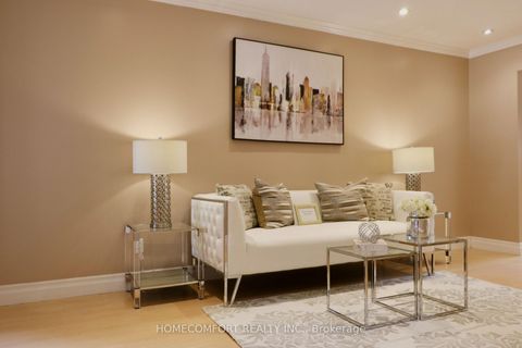 Photo 2 at 100 Nettlecreek Crescent, Milliken, Toronto
