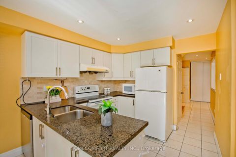 Photo 11 at 100 Nettlecreek Crescent, Milliken, Toronto
