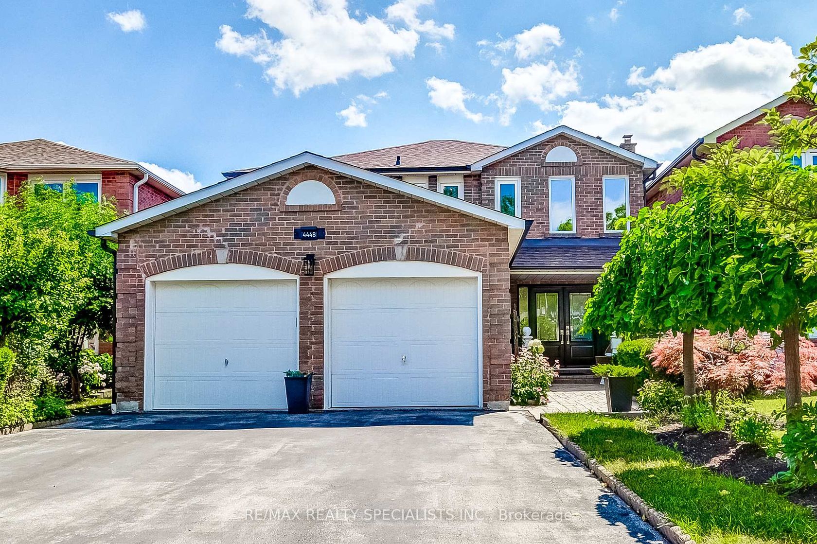 4448 Weymouth Commons Crescent, Hurontario, Mississauga 