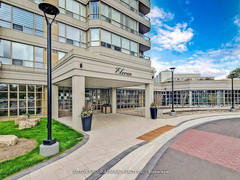 Photo 33 at 401 - 11 Townsgate Drive, Yorkhill, Vaughan