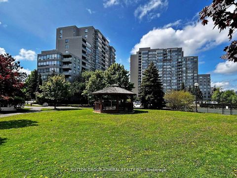 Photo 41 at 401 - 11 Townsgate Drive, Yorkhill, Vaughan