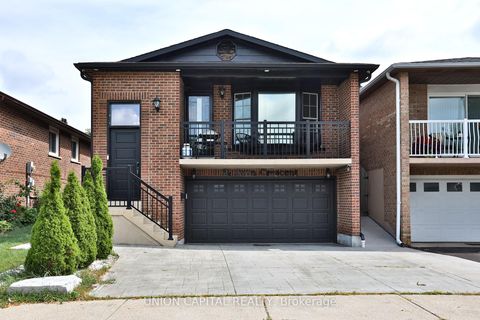 Photo 0 at 21 Avon Crescent, East Woodbridge, Vaughan
