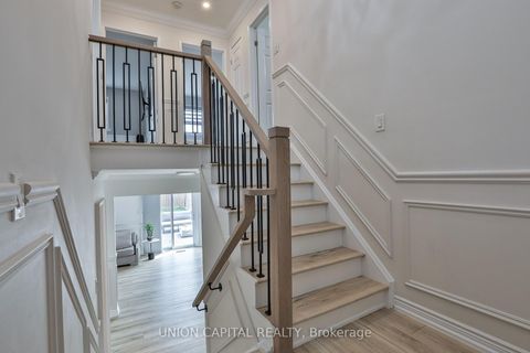 Photo 15 at 21 Avon Crescent, East Woodbridge, Vaughan