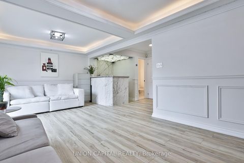 Photo 29 at 21 Avon Crescent, East Woodbridge, Vaughan