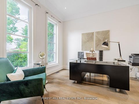 Photo 11 at 331 Connaught Avenue, Newtonbrook West, Toronto