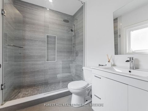 Photo 23 at 331 Connaught Avenue, Newtonbrook West, Toronto