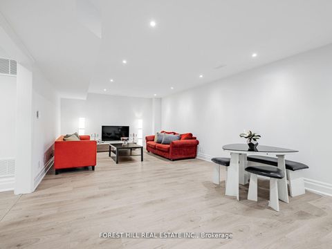 Photo 34 at 331 Connaught Avenue, Newtonbrook West, Toronto