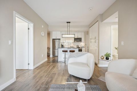 Photo 9 at 219 - 168 Sabina Drive, GO Glenorchy, Oakville