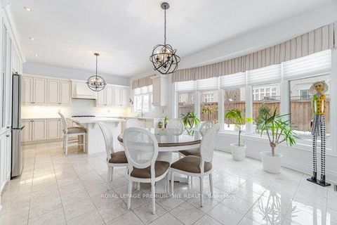 Photo 17 at 107 Headwind Boulevard, Vellore Village, Vaughan