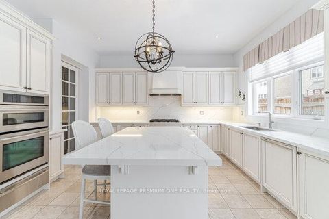 Photo 22 at 107 Headwind Boulevard, Vellore Village, Vaughan