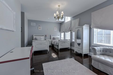 Photo 38 at 107 Headwind Boulevard, Vellore Village, Vaughan