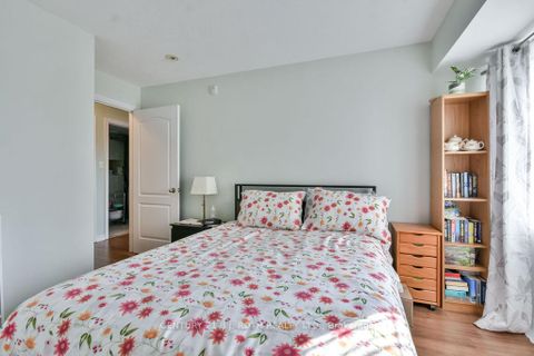 Photo 11 at 15 - 43 Coulter Street, Sunnidale, Barrie