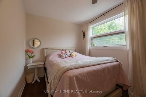 Photo 20 at 120 Wright Street, Mill Pond, Richmond Hill