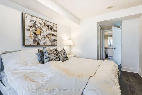 Photo 12 at 210 - 125 Western Battery Road, Niagara, Toronto