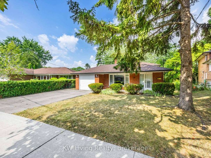 Photo 2 at 26 Goodview Road, Don Valley Village, Toronto