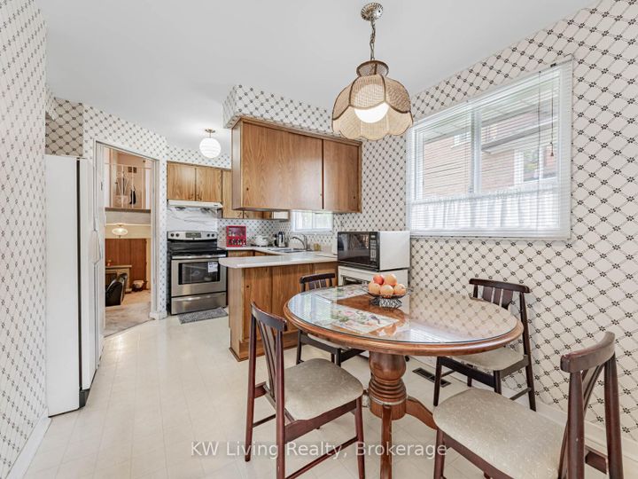 Photo 11 at 26 Goodview Road, Don Valley Village, Toronto
