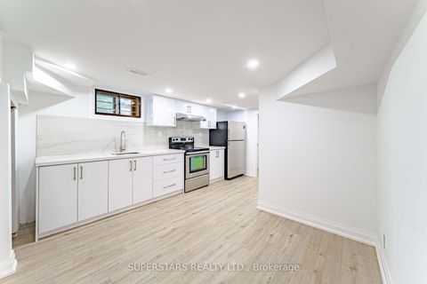 Photo 16 at 88 Castle Hill Drive, L'Amoreaux, Toronto