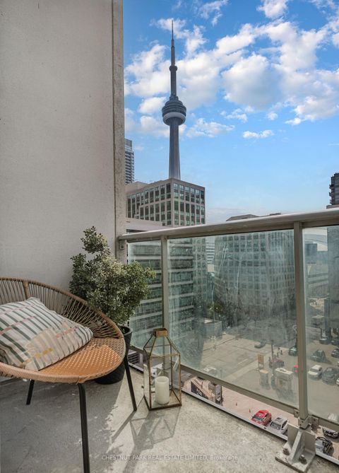 Photo 8 at 917 - 36 Blue Jays Way, Waterfront Communities C1, Toronto